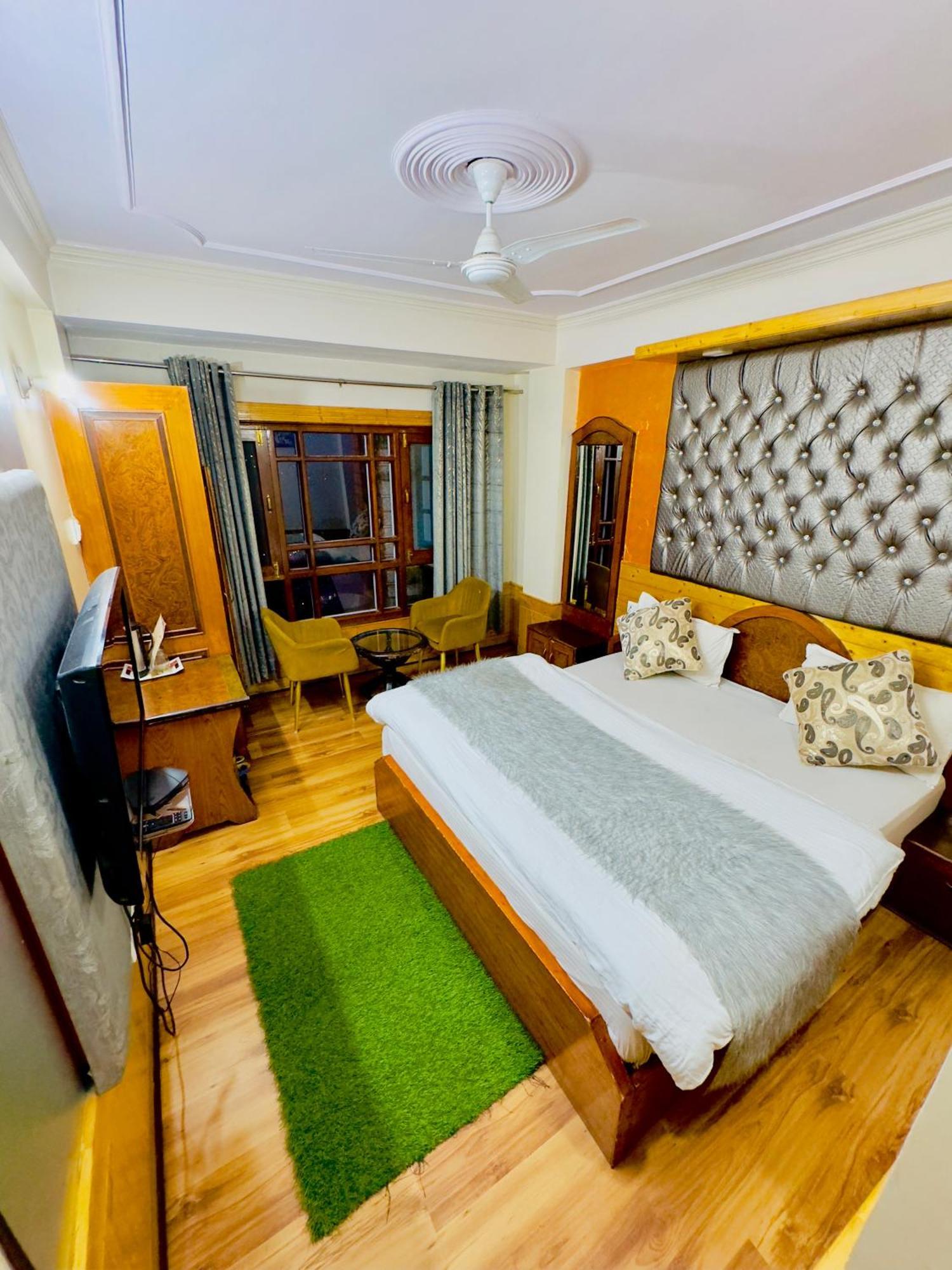 Hotel Apple Regency Shimla Exterior photo